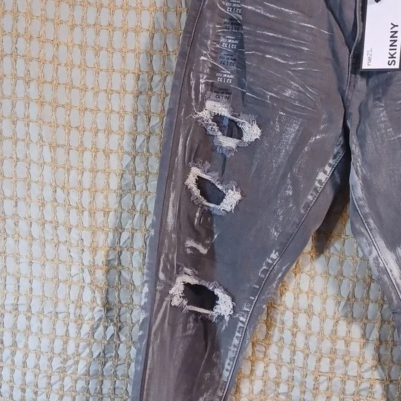 Destroyed jeans 32×32 - Picture 3 of 11